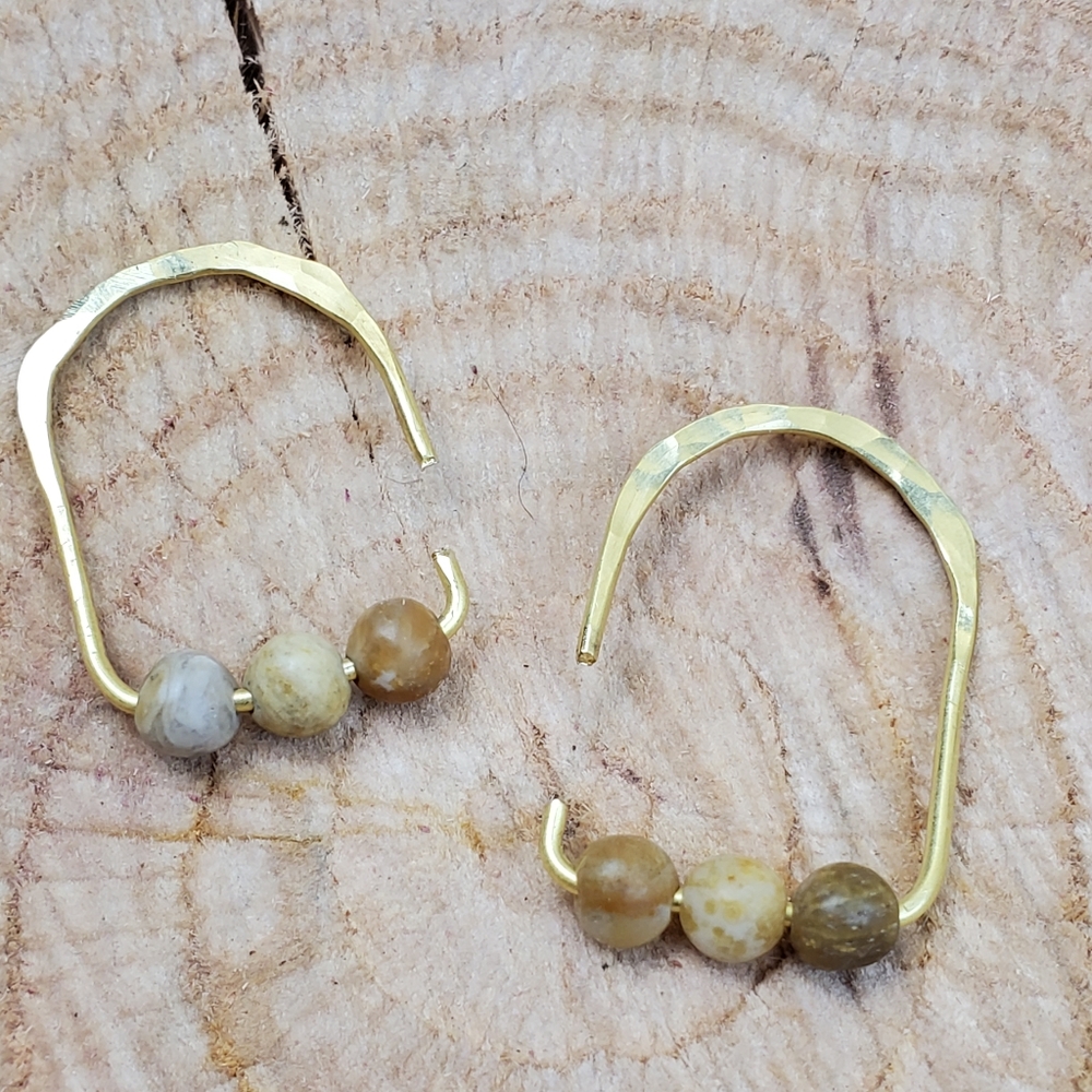 Handmade hammered semi-precious jasper modern minimalist boho earrings. 1 pair - Picture 7 of 14